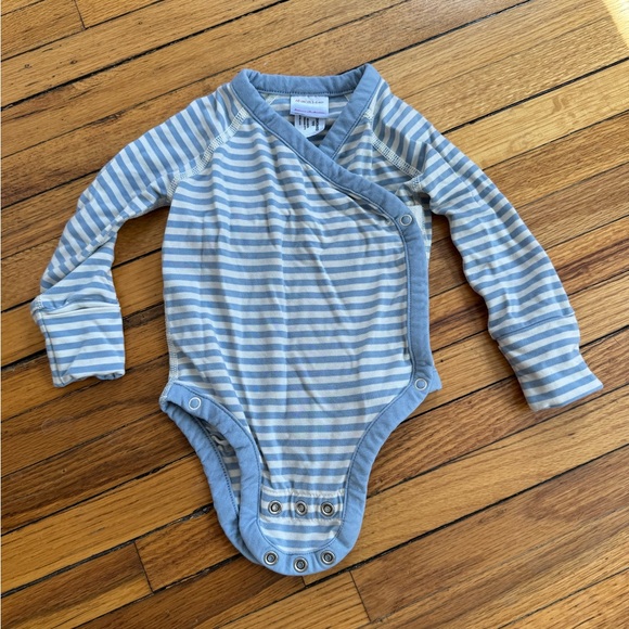 Hanna Andersson Striped Crossover Bodysuit - Picture 1 of 5